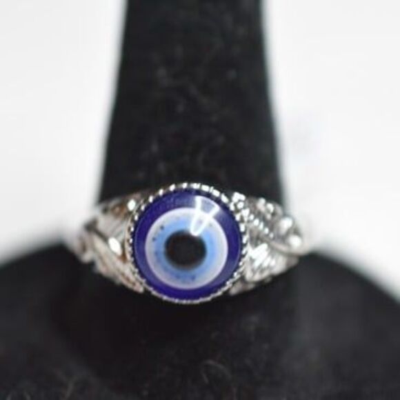 Blue Evil Eye Silver Tone Thin Engraved Metal Band Sizes 8, 10 & 11 Goth Ring - Picture 1 of 3